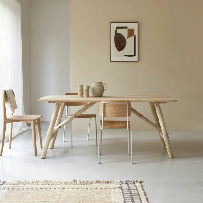 Table Mathilda