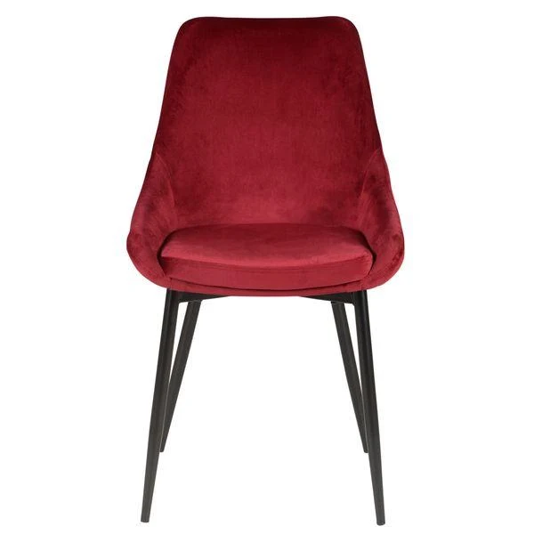 Chaise en velours rouge