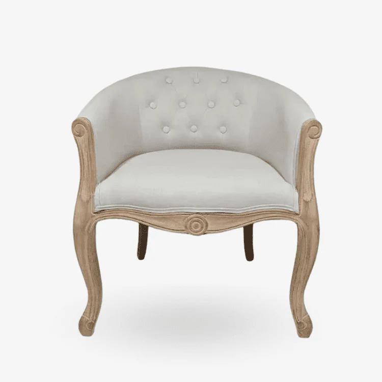 Sillón capitoné tapizado en madera natural Royale