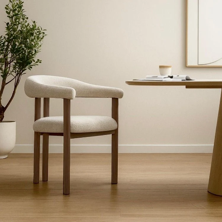 Silla de comedor escandinavo con brazos Hygge tapizado