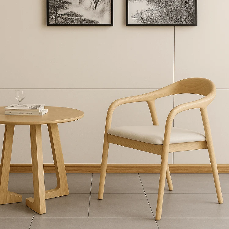 Silla de comedor de madera color natural Shaky